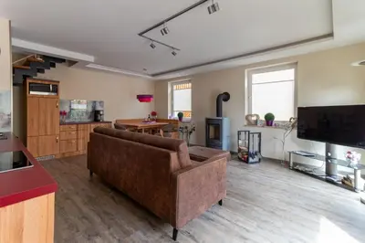 TV/Unterhaltungsangebot in der Unterkunft Ferienwohnung Haus Sonnenschein mit E-Ladesäule