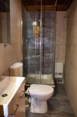 Ein Badezimmer in der Unterkunft Hasselhäuser Hasselhaus 4