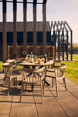 Ein Restaurant oder anderes Speiselokal in der Unterkunft Harz Eco Lodges