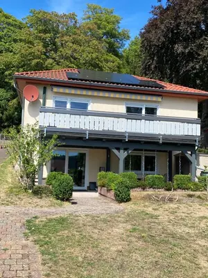 Ein Garten an der Unterkunft Kleine Harzsonne