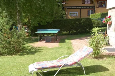 Ein Garten an der Unterkunft Kleine Harzsonne