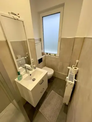 Ein Badezimmer in der Unterkunft Charming 2-room apartment