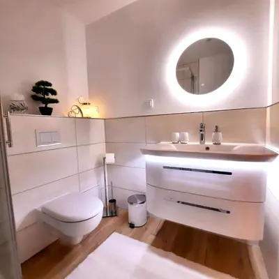 Ein Badezimmer in der Unterkunft Bergliebe 5 mit großer Terrasse, Tiefgarage & Lift