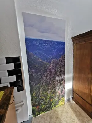 Ein allgemeiner Bergblick oder ein Berglick von der Pension aus
