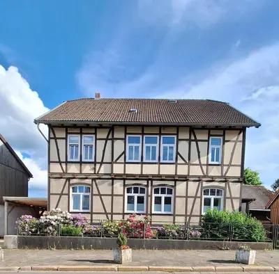 Das Gebäude in dem sich die Ferienwohnung befindet