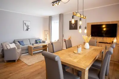 Ein Sitzbereich in der Unterkunft Chalet Bergzeit Family Wellness Suite