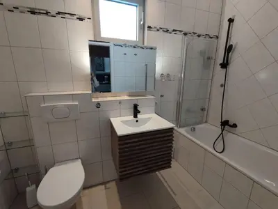 Ein Badezimmer in der Unterkunft Tiny Atelier Leihfahrräder Gratis Shuttleservice
