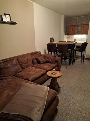 Ein Sitzbereich in der Unterkunft Ferienwohnung Pfeiffer groß