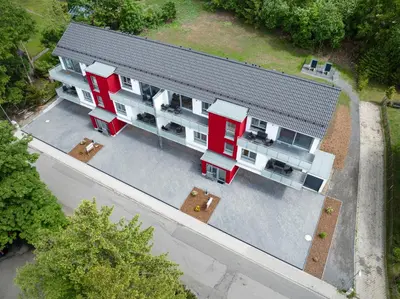 Das Gebäude in dem sich die Ferienwohnung befindet