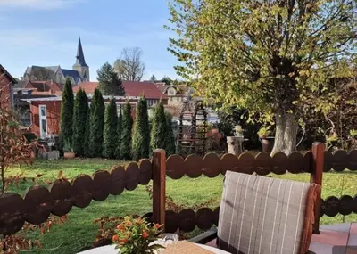 Ein Garten an der Unterkunft Ferienhaus Petra