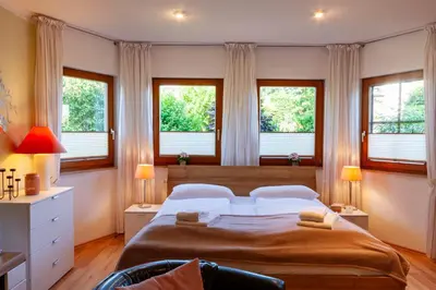 Ein Bett oder Betten in einem Zimmer der Unterkunft Ferienwohnung KaLü 4