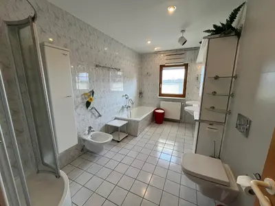 Ein Badezimmer in der Unterkunft Ferienwohnung KaLü 4a