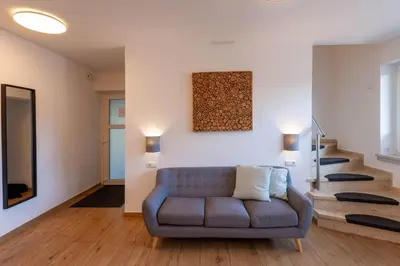 Ein Sitzbereich in der Unterkunft Ferienhaus BergZeit mit Garten, Grill, Terrasse, maximal 20 Personen