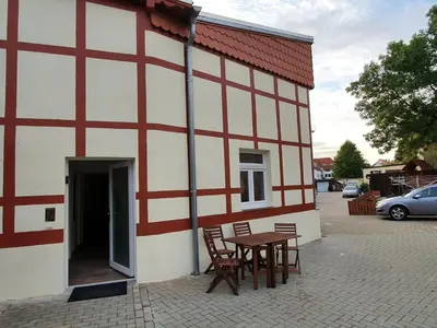 Das Gebäude in dem sich die Ferienwohnung befindet