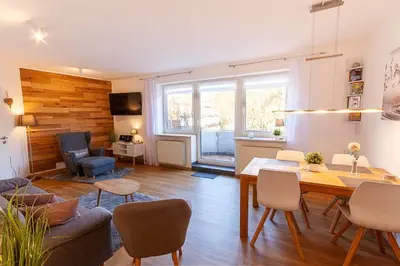Ein Sitzbereich in der Unterkunft Ferienwohnung Wurmbergziel mit Balkon