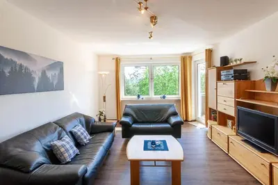 TV/Unterhaltungsangebot in der Unterkunft Ferienwohnung Tönjes am Kurpark mit Balkon
