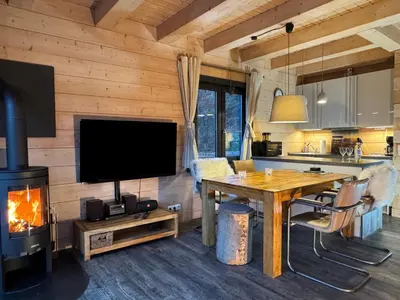 Küche/Küchenzeile in der Unterkunft Harz-Blockhaus, 4 und 5 Sterne, Sauna - und Kamin - KH