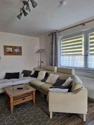 Ein Sitzbereich in der Unterkunft Ferienhaus Alpakahof Goslar