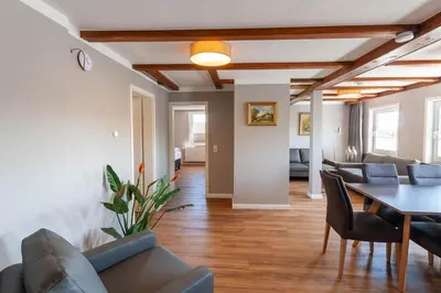 Ein Sitzbereich in der Unterkunft Ferienwohnung Waldfrieden 4 mit Dachterrasse und Grill