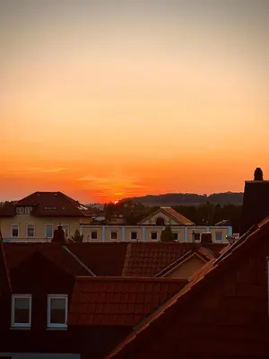 Blick auf den Sonnenuntergang/Sonnenaufgang von der Ferienwohnung aus oder aus der Nähe