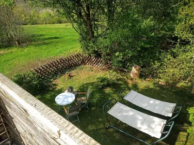 Ein Garten an der Unterkunft Hexenstube Morgana ,WLAN, tolles Bad, Garage, toller Balkon