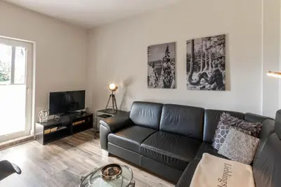 Ein Sitzbereich in der Unterkunft Ferienwohnung Bergprinz mit Terrasse