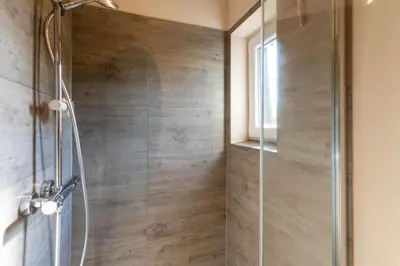 Ein Badezimmer in der Unterkunft Ferienwohnung Bergprinz mit Terrasse