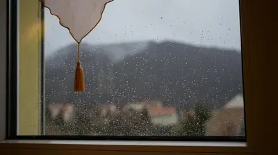 Ein allgemeiner Bergblick oder ein Berglick von der Ferienwohnung aus