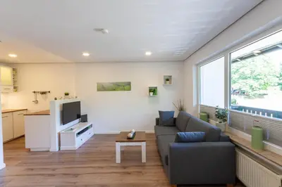 Ein Sitzbereich in der Unterkunft Ferienwohnung Bergkristall mit Balkon