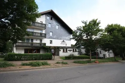 Das Gebäude in dem sich die Ferienwohnung befindet
