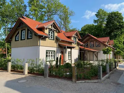 Das Gebäude in dem sich das Ferienhaus befindet