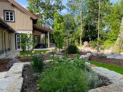 Ein Garten an der Unterkunft Landhaus zum Wieseneck