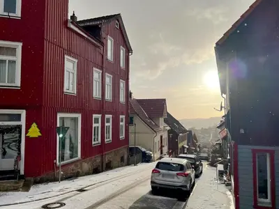 Ein allgemeiner Bergblick oder ein Berglick von der Ferienwohnung aus