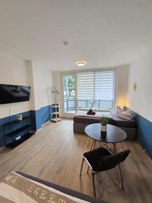 TV/Unterhaltungsangebot in der Unterkunft FeWo 5 Personen, Nähe Bahnhof, WLAN,Balkon
