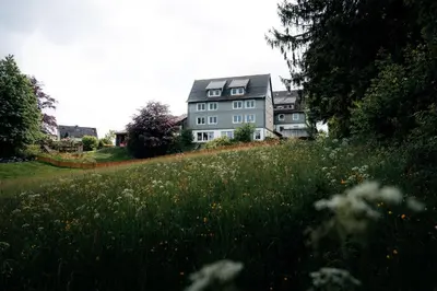 Ein Garten an der Unterkunft Luchs Quartier Hahnenklee