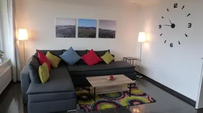 Ein Sitzbereich in der Unterkunft Apartment Weitsicht mit Pool & Sauna