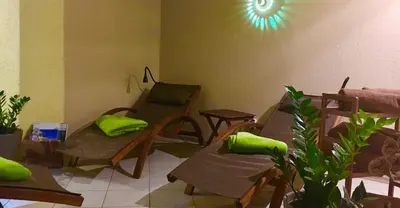 Ein Sitzbereich in der Unterkunft waldhotel AUSZEIT