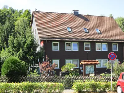 Das Gebäude in dem sich die Ferienwohnung befindet