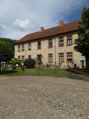 Das Gebäude in dem sich die Ferienwohnung befindet
