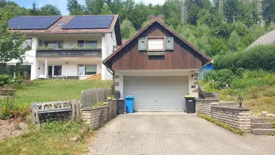 Das Gebäude in dem sich die Ferienwohnung befindet