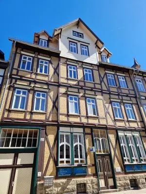 Das Gebäude in dem sich die Ferienwohnung befindet
