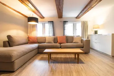 Ein Sitzbereich in der Unterkunft Ferienwohnung am Stadtschloss
