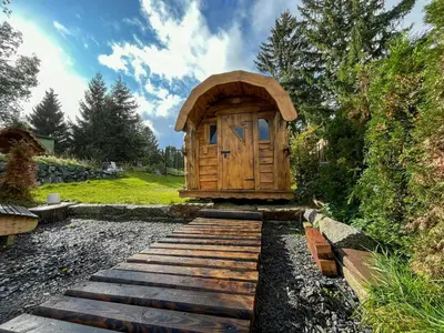 Ein Garten an der Unterkunft Charming Hideaway With Garden Sauna
