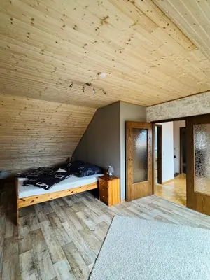 Ein Bett oder Betten in einem Zimmer der Unterkunft Haus Hasenland
