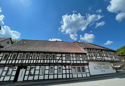 Das Gebäude in dem sich die Ferienwohnung befindet