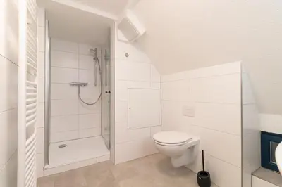 Ein Badezimmer in der Unterkunft Architektenhaus am Pölkentor