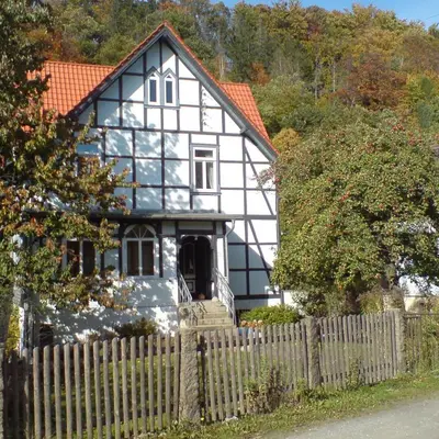 Das Gebäude in dem sich die Ferienwohnung befindet