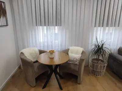 Ein Sitzbereich in der Unterkunft Ferienwohnung Altstadtherz