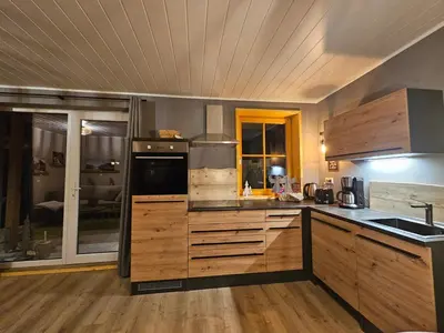 Küche/Küchenzeile in der Unterkunft Ferienwohnung am Wald mit Garten