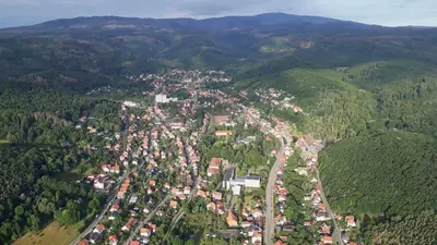 Ein allgemeiner Bergblick oder ein Berglick von der Ferienwohnung aus